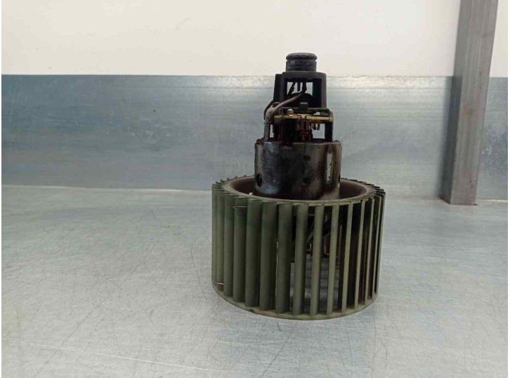 Recambio de motor calefaccion para audi 100 berlina (c4) 2.3 referencia OEM IAM 4A0959101A 