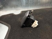 Replacement rear right window regulator switch for Nissan Pick-Up (D22) 2.5 16V Turbodiesel CAT OEM IAM reference 254112S700 