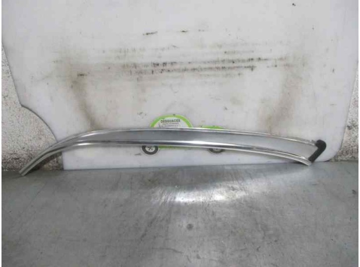 Recambio de molduras traseras para mercedes-benz clase e (w123) berlina+coupe 2.8 referencia OEM IAM   