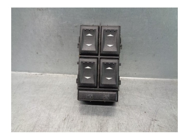 Recambio de mando elevalunas delantero izquierdo para ford mondeo iii (b5y) 2.2 tdci referencia OEM IAM 3S7T14A132BA 