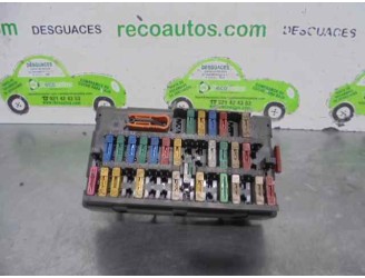 Recambio de caja reles / fusibles para citroën xsara berlina 1.9 diesel referencia OEM IAM 9568591180 