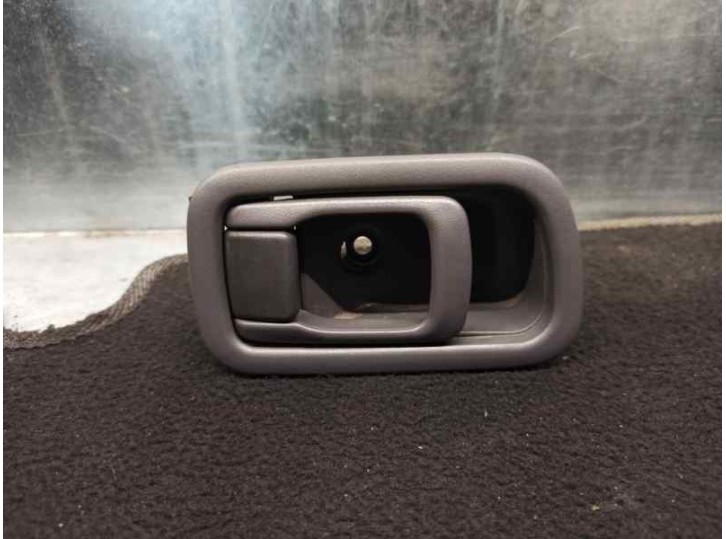 Replacement front left interior door handle for Nissan Pick-Up (D22) 2.5 16V Turbodiesel CAT OEM IAM reference 806712S410 