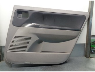 Recambio de guarnecido puerta trasera derecha para mitsubishi grandis (na0w) 2.4 inform referencia OEM IAM MR962027HB  