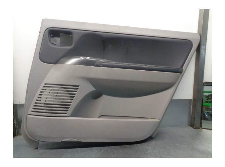 Recambio de guarnecido puerta trasera derecha para mitsubishi grandis (na0w) 2.4 inform referencia OEM IAM MR962027HB  