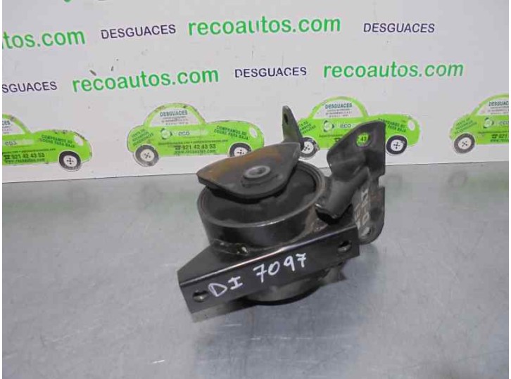 Recambio de soporte motor izquierdo para ssangyong korando 2.0 td cat referencia OEM IAM 2071034002 