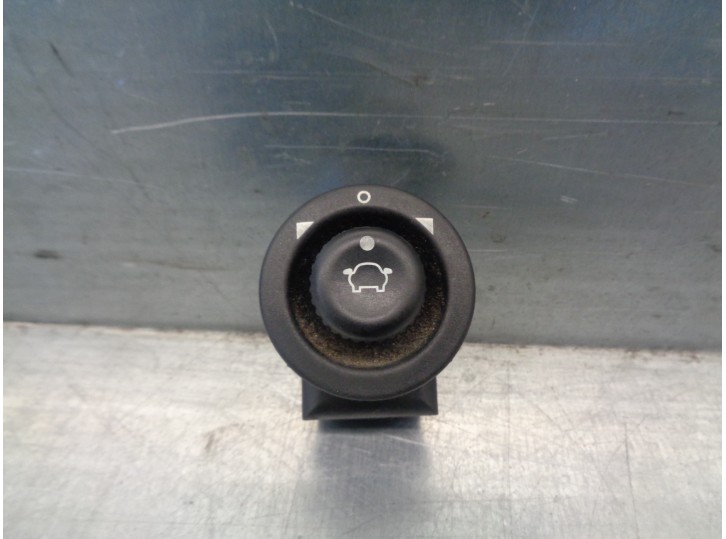 Recambio de mando retrovisor para ford transit caja cerrada, media (fy) (2000 =>) 2.4 tde referencia OEM IAM 93BG17B676BB 