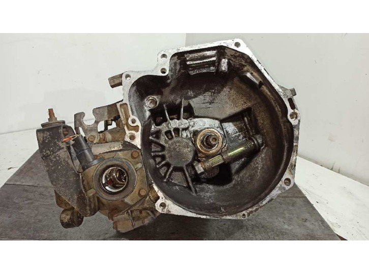 Replacement gearbox for Chrysler Voyager (ES) 2.5 CAT OEM IAM reference A523 4670181 3.77