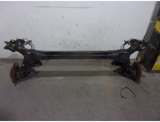 Recambio de puente trasero para renault scenic iii 1.5 dci diesel referencia OEM IAM 555010148R DISCOS 5 AGUJEROS BURRA 7