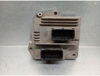 Recambio de centralita motor uce para opel zafira b 1.6 16v referencia OEM IAM 55562549  