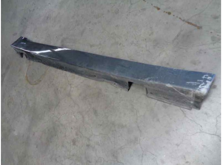 Recambio de faldon lateral para bmw serie 5 gran turismo (f07) 530d referencia OEM IAM 703376 22944911