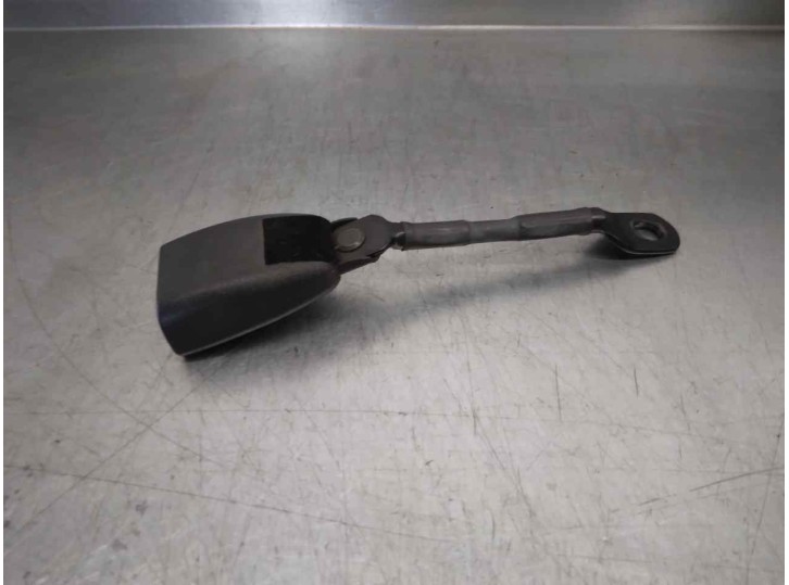 Recambio de enganche cinturon para chrysler sebring berlina (jr41) 2.0 le referencia OEM IAM DUT40TRAA  