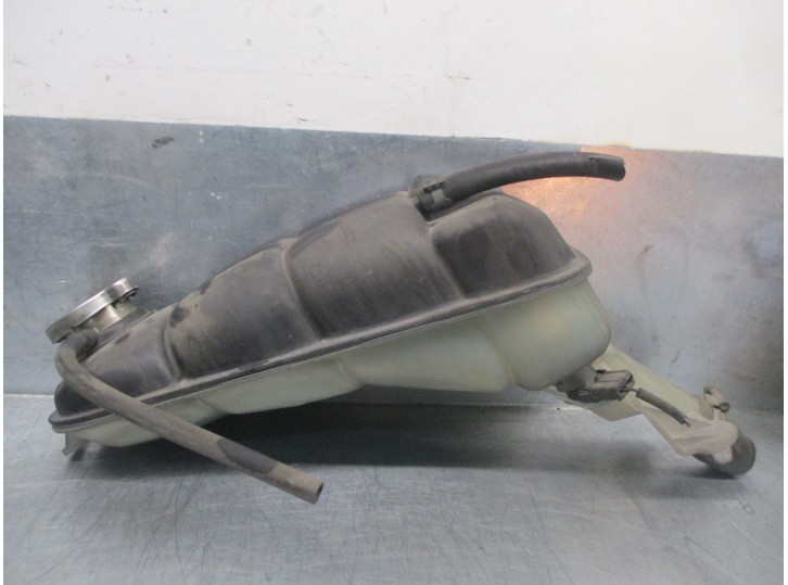Replacement expansion tank for Mercedes-Benz E-Class (W210) estate 2.8 V6 18V CAT OEM IAM reference A2105000849 