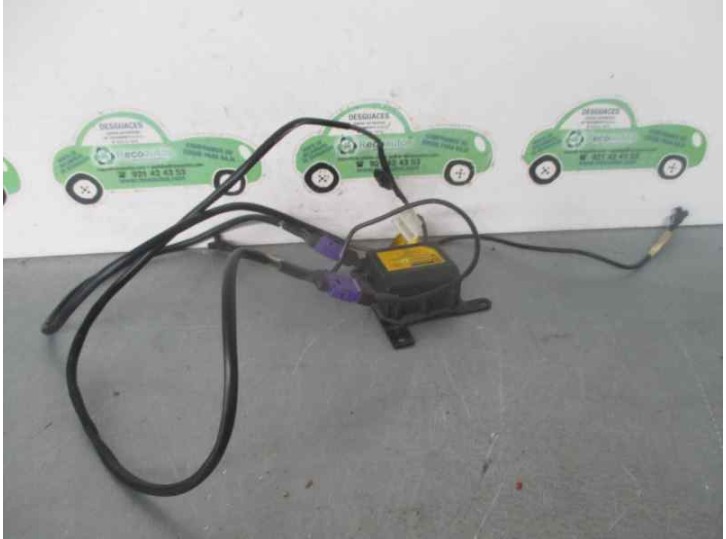 Recambio de centralita airbag para renault twingo (co6) 1.3 cat referencia OEM IAM 550273300C1 AC404401 
