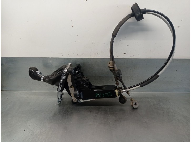 Recambio de palanca cambio para opel meriva b monospace (s10) 1.6 cdti (75) referencia OEM IAM 8126300101 8126500201 
