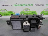Recambio de caja reles / fusibles para volvo s40 berlina 1.6 cat referencia OEM IAM 30807050 