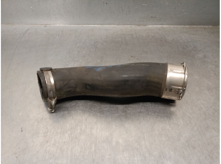 Recambio de tubo intercooler para kia stonic (yb) 1.0 t-gdi referencia OEM IAM 2827307300 