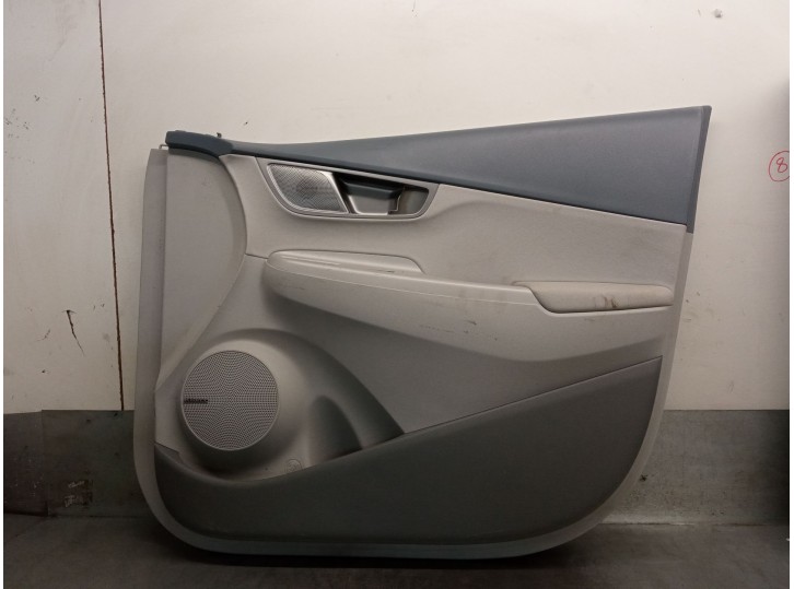 Recambio de guarnecido puerta delantera derecha para hyundai kona (os, ose, osi) 1.6 t-gdi referencia OEM IAM 82302DD150 82302DD