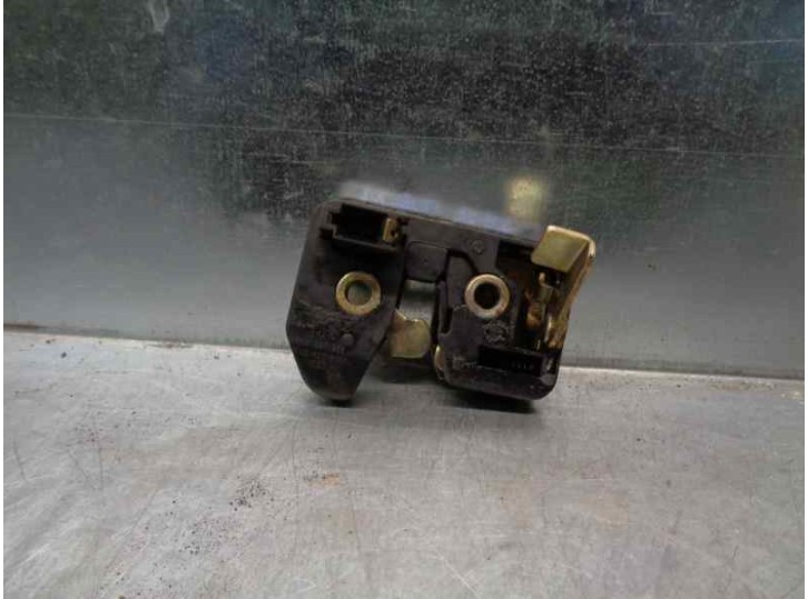 Replacement trunk / tailgate lock for Seat Cordoba sedan (6k2) 1.9 tdi OEM IAM reference 6K0827505A 2 PINS 4 DOORS