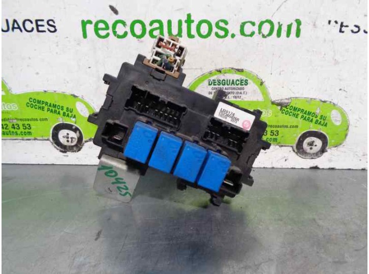 Recambio de caja reles / fusibles para renault koleos 2.0 dci diesel fap referencia OEM IAM 252365026R 