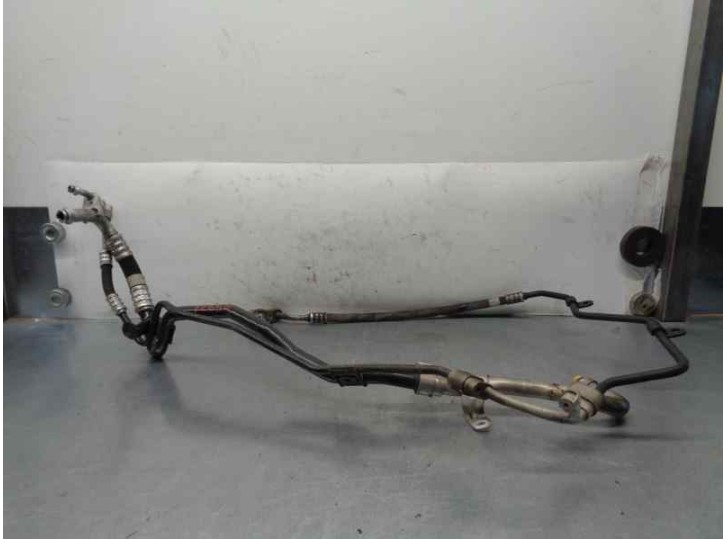 Recambio de tubos aire acondicionado para mercedes-benz sprinter ii caja cerrada cdi cat referencia OEM IAM 9068301315  