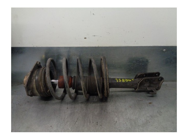 Replacement front right shock absorber for Fiat Tempra Sedan (159) 1.8 i.e. SLX OEM IAM reference 746747 