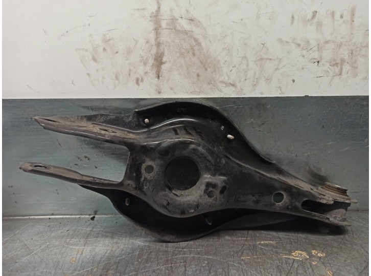 Recambio de brazo suspension inferior trasero derecho para bmw serie 3 lim. (f30) 2.0 turbodiesel referencia OEM IAM 33326792541