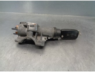 Recambio de conmutador de arranque para audi a6 avant (4b5) 2.5 v6 24v tdi referencia OEM IAM 4B0905851G 