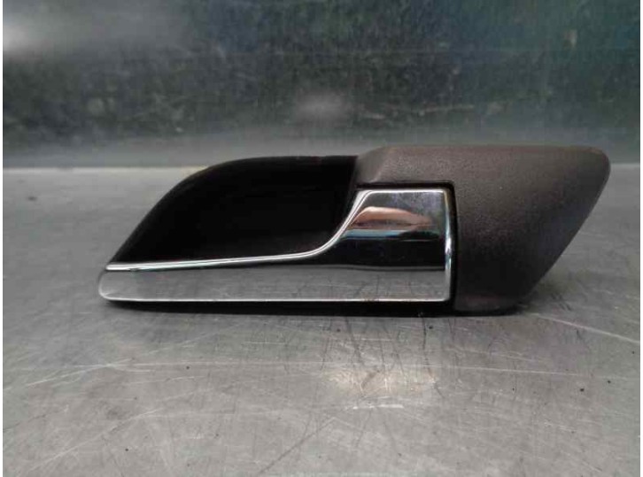 Recambio de maneta interior delantera derecha para opel astra h ber. 1.6 16v referencia OEM IAM 138626  