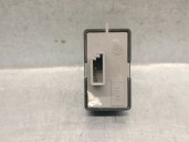 Recambio de mando elevalunas trasero izquierdo para fiat linea (323_, 110_) 1.3 jtd multijet (323axb1a) referencia OEM IAM 31255