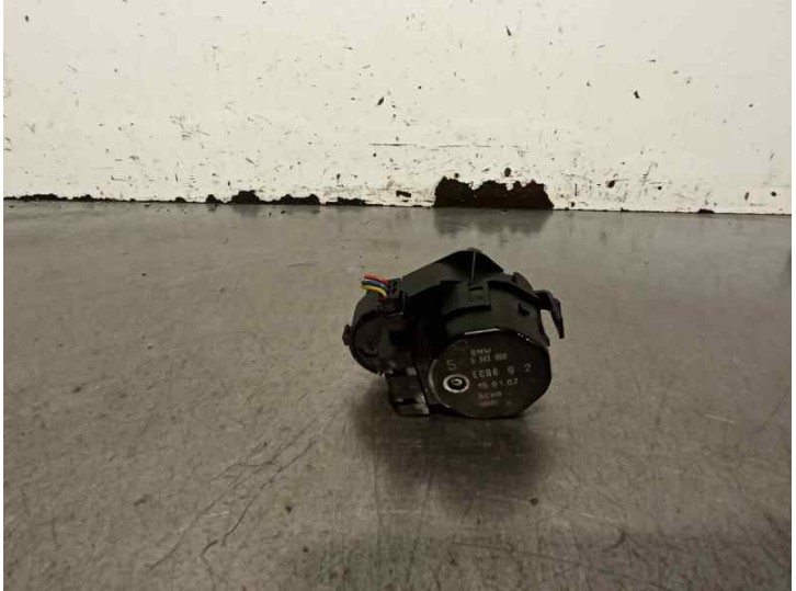 Recambio de motor calefaccion para bmw serie 5 berlina (e60) 520d referencia OEM IAM 6942988 08685 BEHR