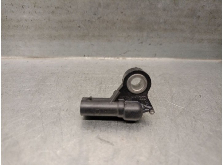 Recambio de sensor impacto para mazda mx-5 iv (nd__) 2.0 (nd2e) referencia OEM IAM D09H57KC0 K3239 BOSCH