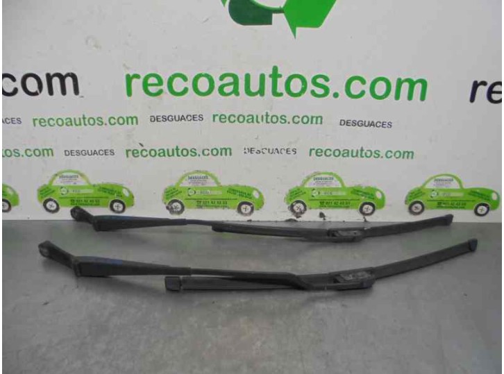 Replacement front right wiper arm for Volkswagen Passat Saloon (3B3) 1.9 TDI OEM IAM reference 3B1955410 