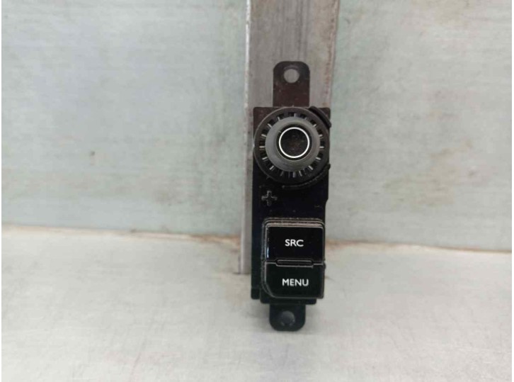 Replacement multifunction switch for Peugeot 208 1.6 Blue-HDi FAP OEM IAM reference 98097243XU 