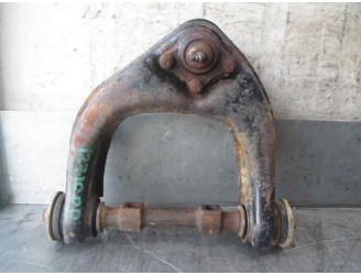 Recambio de brazo suspension superior delantero derecho para mitsubishi l 200 (k6/7) 2.5 td cat referencia OEM IAM MB860830 