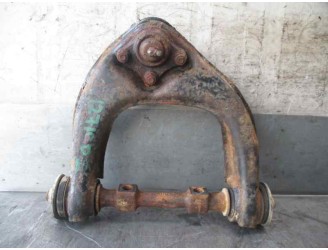 Recambio de brazo suspension superior delantero izquierdo para mitsubishi l 200 (k6/7) 2.5 td cat referencia OEM IAM MB860829 