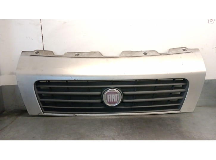 Replacement front grille for Fiat Ducato Van (250_) 130 Multijet 2.3 D OEM IAM reference 735443598 735443598 