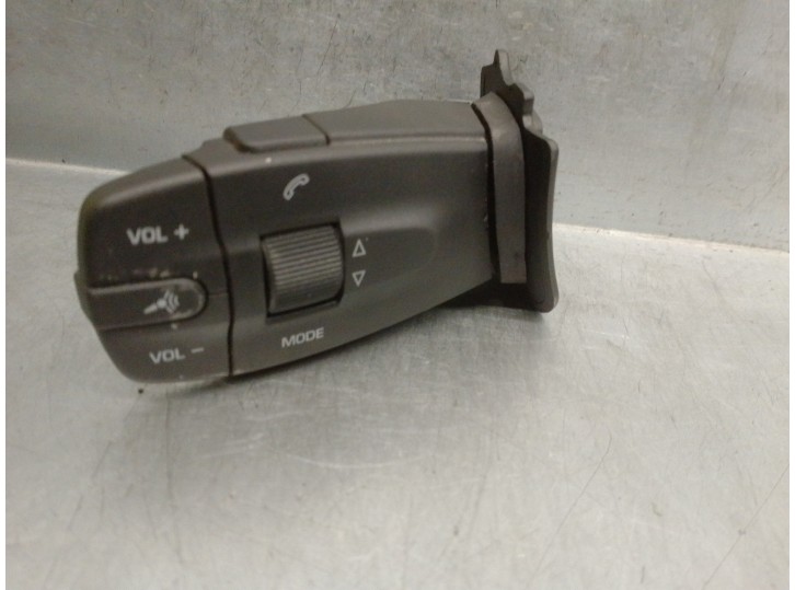 Replacement multifunction stalk for Seat Ibiza (6J5) 1.4 16V TSI OEM IAM reference 5J0959849 