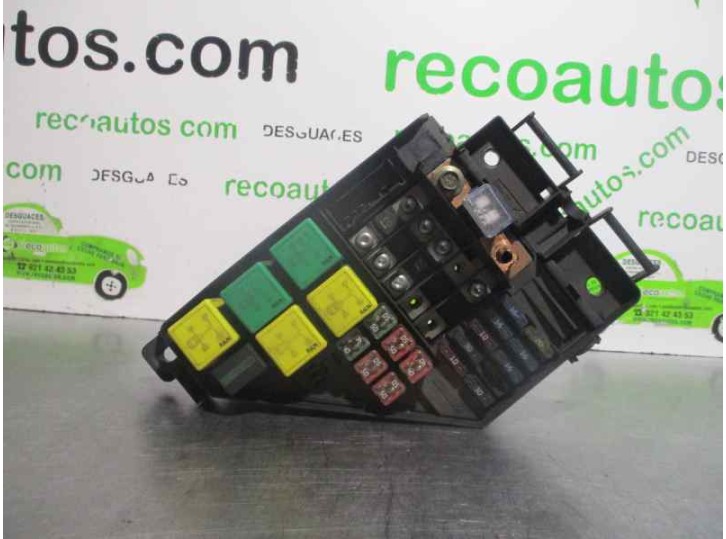 Recambio de caja reles / fusibles para mg serie 75 (rj) 2.0 v6 24v cat referencia OEM IAM YQE103111 