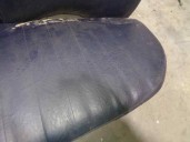 Recambio de asientos traseros para mercedes-benz clase e (w114/w115) berlina 240 d referencia OEM IAM PIEL AZUL 4 PUERTAS