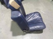 Recambio de asiento delantero izquierdo para mercedes-benz clase e (w114/w115) berlina 240 d referencia OEM IAM PIEL AZUL 4 PUE