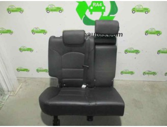 Recambio de asientos trasero derecho para ssangyong korando 2.0 td cat referencia OEM IAM CUERO NEGRO 5 PUERTAS