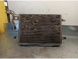 Recambio de condensador / radiador aire acondicionado para volkswagen passat berlina (3b3) 1.9 tdi referencia OEM IAM 3B0260401A