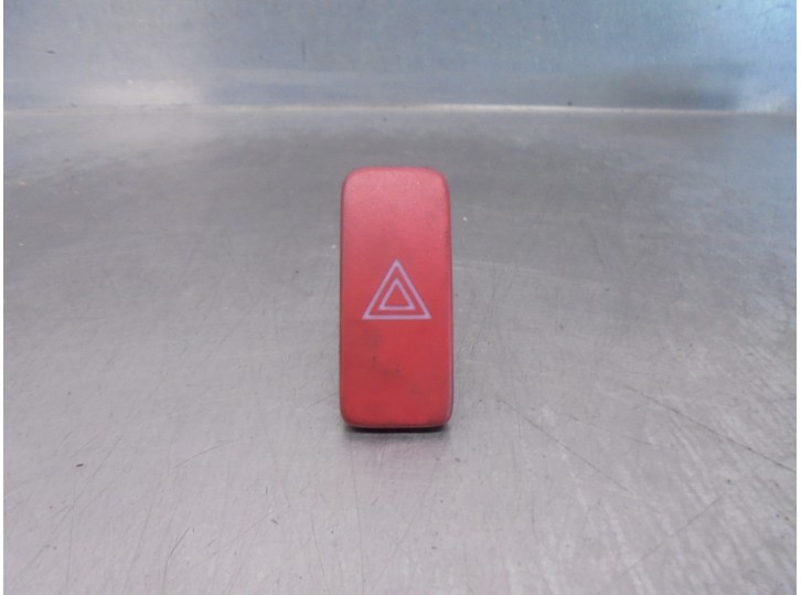 Recambio de warning para toyota auris 2.0 d-4d cat referencia OEM IAM 8433202131  