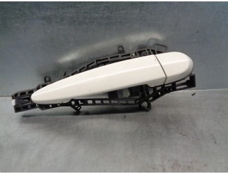 Recambio de maneta exterior delantera derecha para bmw serie 3 lim. (f30) 2.0 turbodiesel referencia OEM IAM 51217207562  