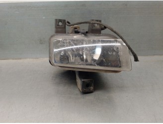 Recambio de faro antiniebla izquierdo para opel omega b 2.5 24v dti cat (y 25 dt / l14) referencia OEM IAM 09146111 2 PINES 4 PU