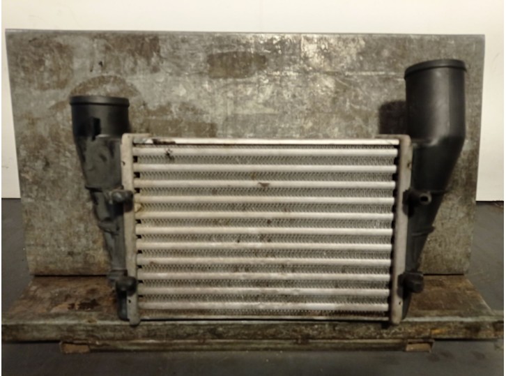 Replacement intercooler for Volkswagen Passat B5 (3B2) 1.9 TDI OEM IAM reference 058145805A 1402007