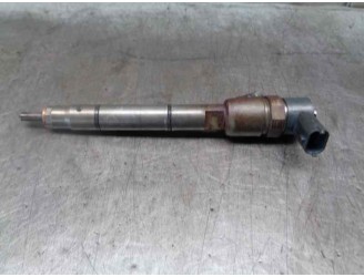 Recambio de inyector para kia cee´d 1.6 crdi cat referencia OEM IAM 338002A900 0445110320 BOSCH