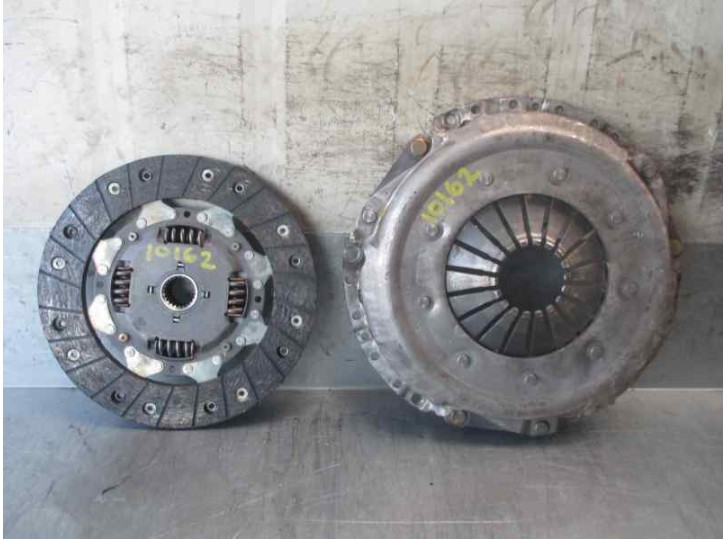 Recambio de kit embrague para audi 80/90 (811/813/853) 2.0 referencia OEM IAM 1878054741 3082179032 SACHS