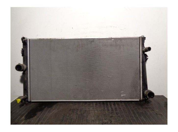 Recambio de radiador agua para toyota auris 1.2 16v turbo cat referencia OEM IAM 164000Y140 MF4221354530 DENSO