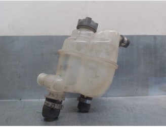 Recambio de deposito expansion para smart coupe 1.0 cat referencia OEM IAM 0005768V009  
